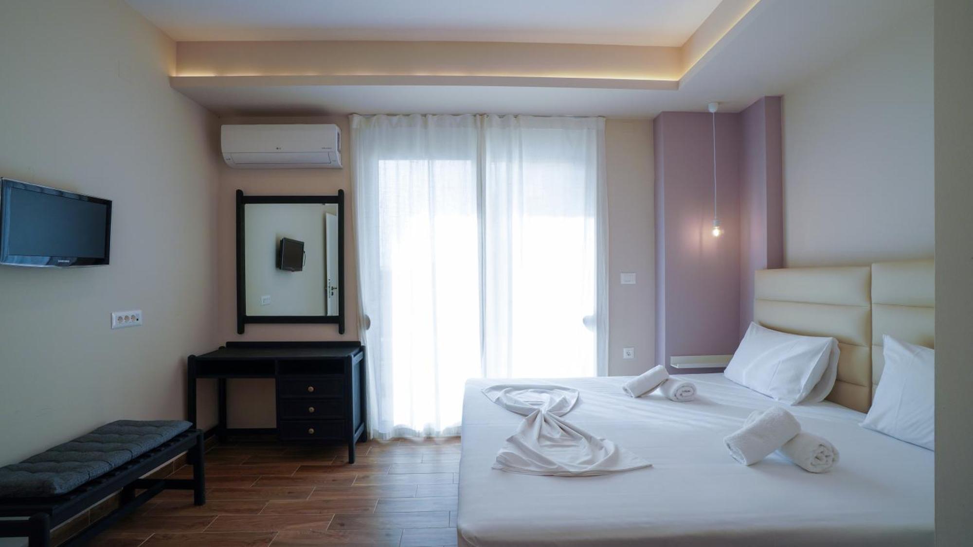 Odyssey Residences 2 La Canea Esterno foto